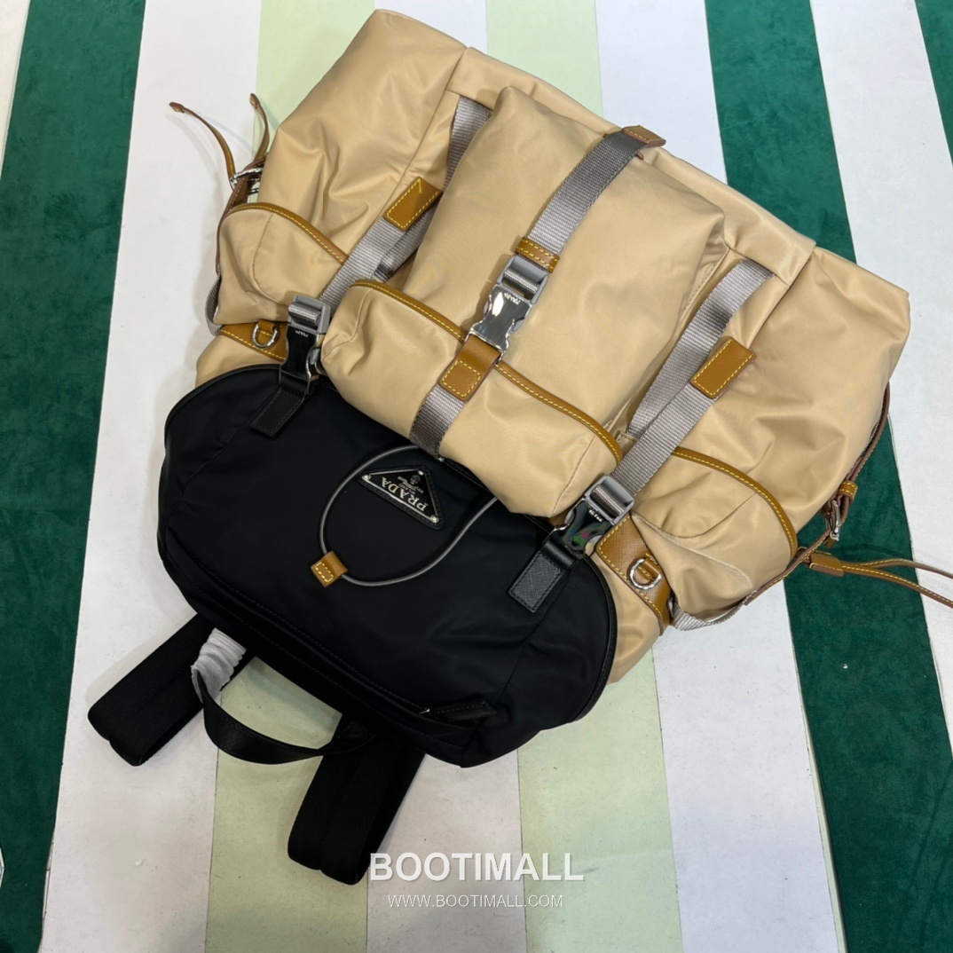 Prada Large Flap Backpack Waterproof Fabric, Saffiano Calfskin Trim Contrast 프라다 라지 플랩 백팩 2VZ074 방수 패브릭, 사피아노 카프스킨 트리밍 콘트라스트 45cm 9