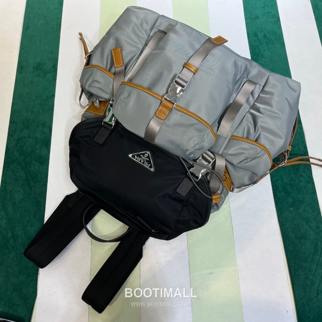 Prada Large Flap Backpack Waterproof Fabric, Saffiano Calfskin Trim Contrast 프라다 라지 플랩 백팩 2VZ074 방수 패브릭, 사피아노 카프스킨 트리밍 콘트라스트 45cm 9
