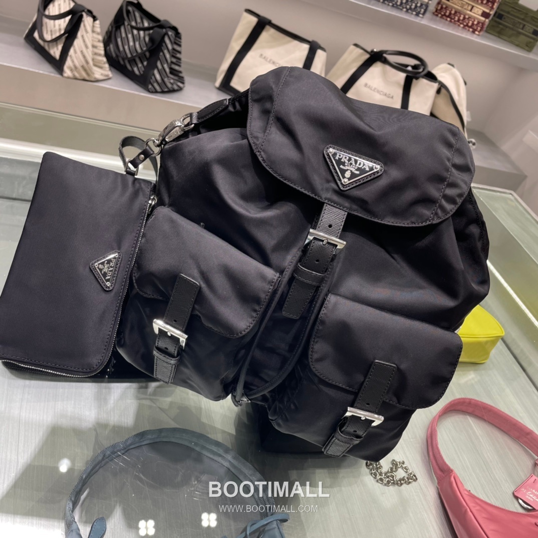 Prada Backpack Nylon with Saffiano Leather Trim Black 프라다 1BZ811 백팩 나일론 (사피아노 가죽 트리밍) 블랙 32cm 1