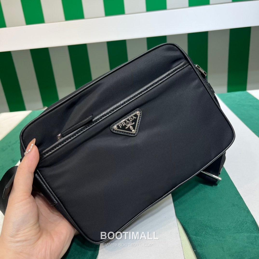 Prada Invites Nylon Bag Nylon Black Crossbody Bag 프라다 인바이츠 나일론 백 2VH048 나일론 블랙 크로스백 23cm 4