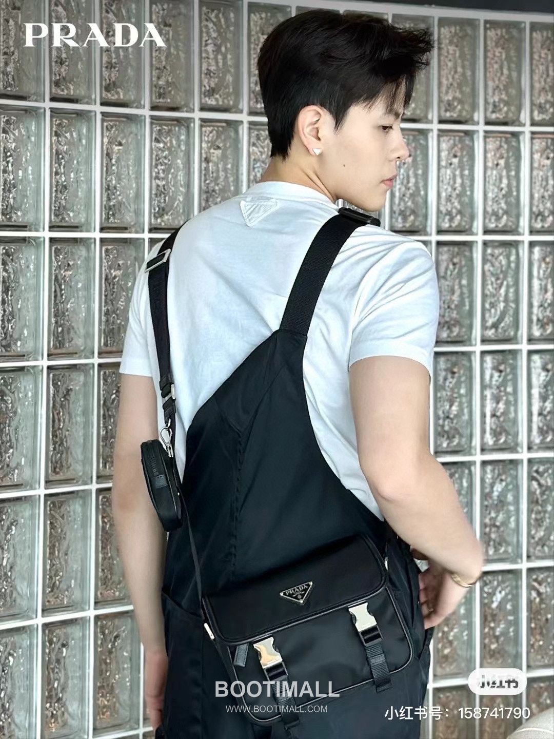 Prada Triangle Logo Crossbody Parachute Nylon Black Crossbody Bag 프라다 삼각 로고 크로스백 파라슈트 나일론 블랙 22cm 3