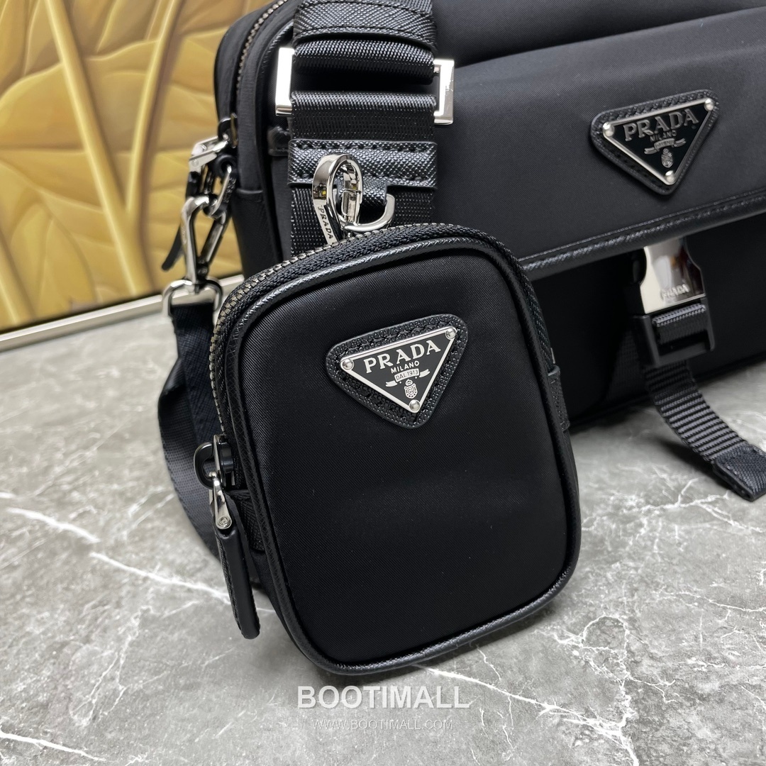 Prada Messenger Bag Nylon Black 프라다 2VH133 메신저백 나일론 블랙 22cm 2