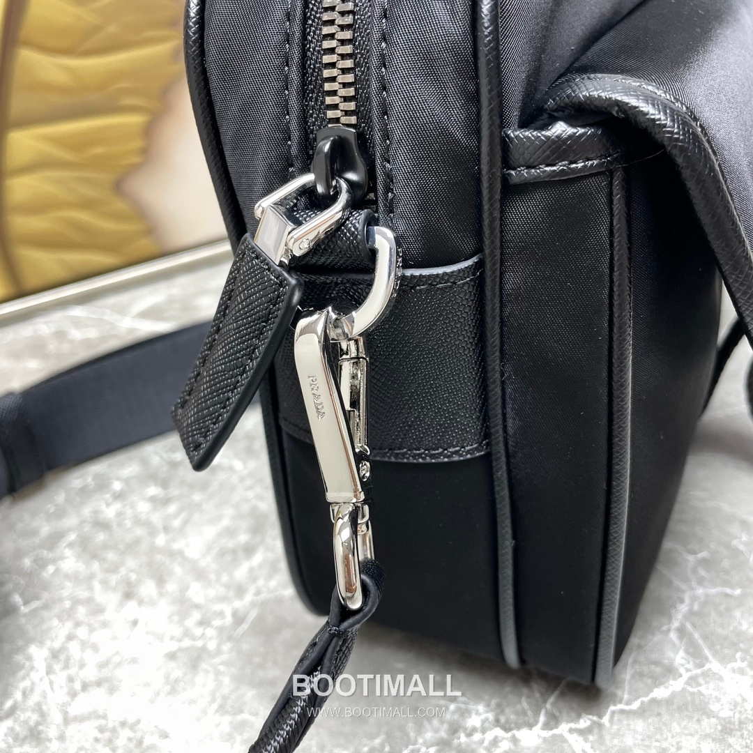 Prada Messenger Bag Nylon Black 프라다 2VH133 메신저백 나일론 블랙 22cm 5