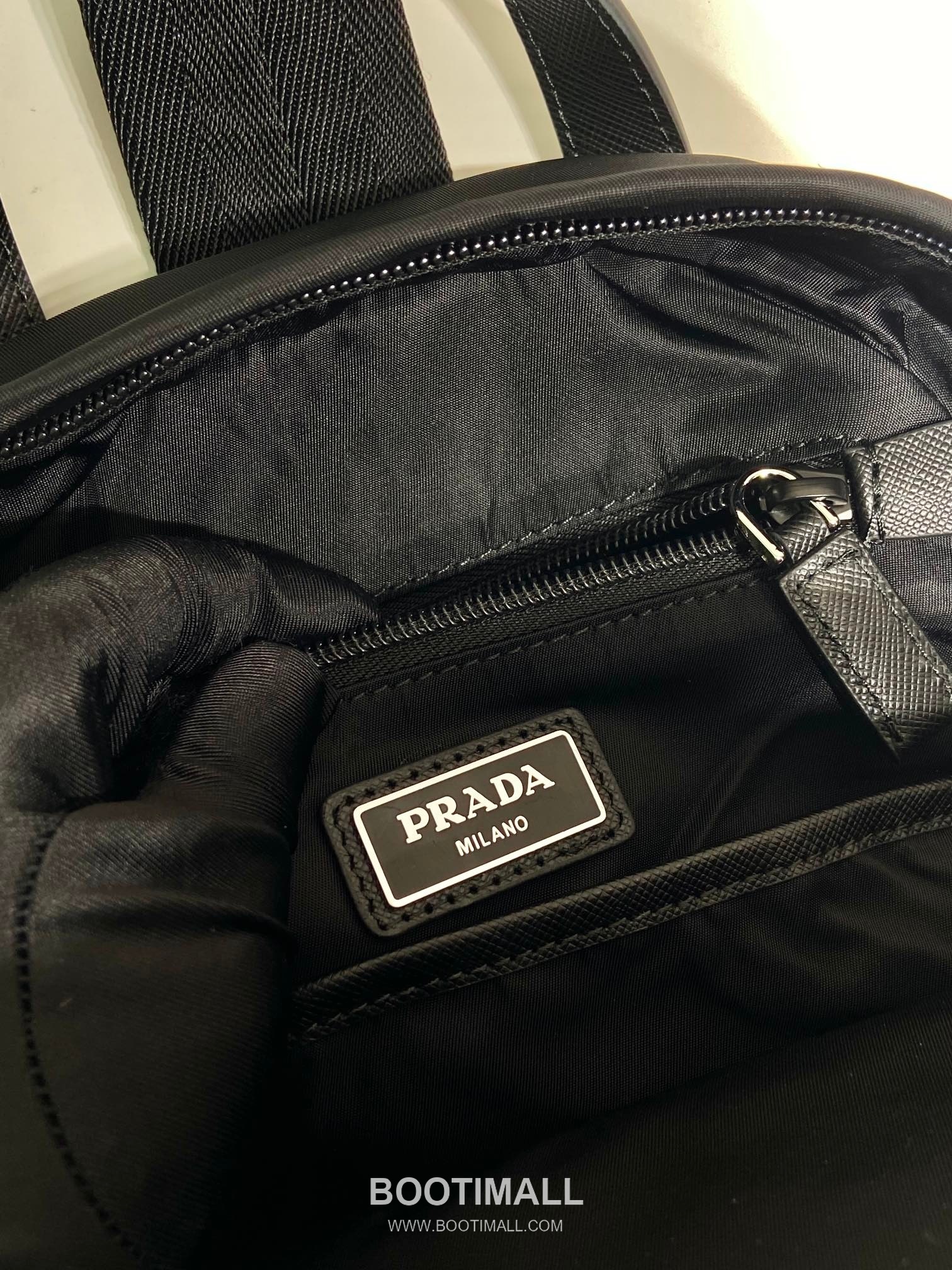 Prada Re-Nylon Chest Bag Recycled Nylon, Saffiano Leather Black Sling Bag 프라다 리-나일론 체스트백 2VZ105 리사이클 나일론, 사피아노 레더 블랙 슬링백 31cm 11