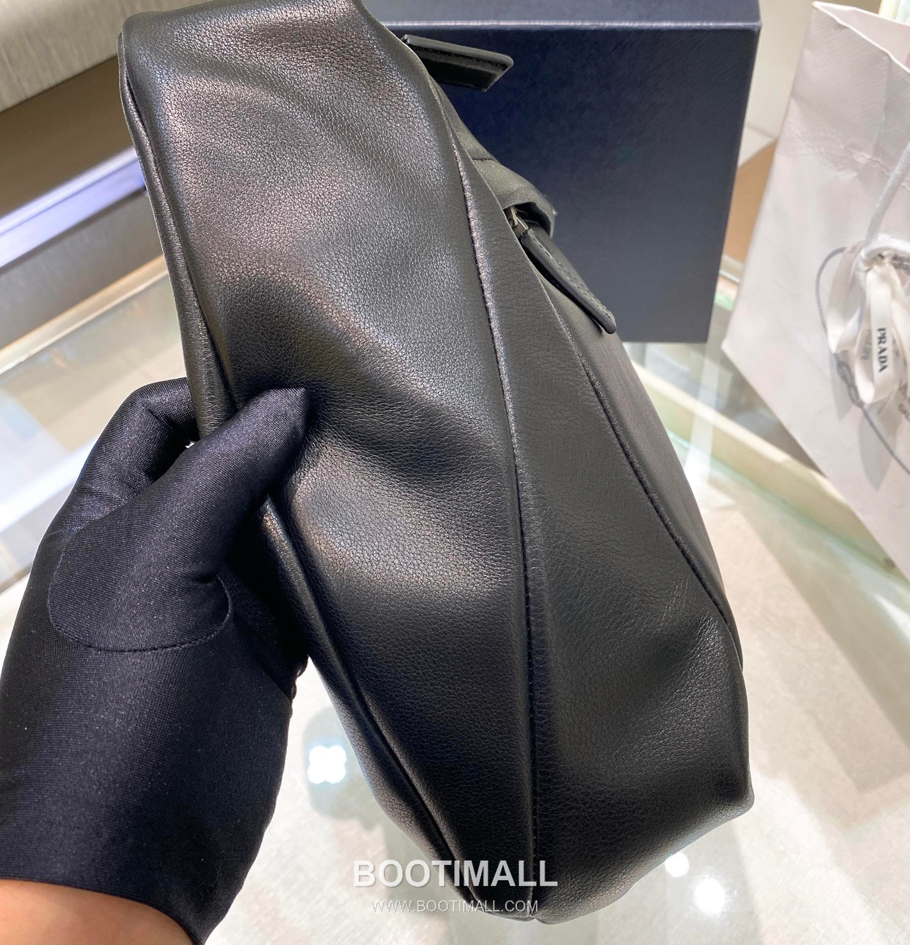 Prada Messenger Calfskin Leather Rust Messenger Bag 프라다 2VH125 메신저 카프스킨 레더 러스트 메신저백 6