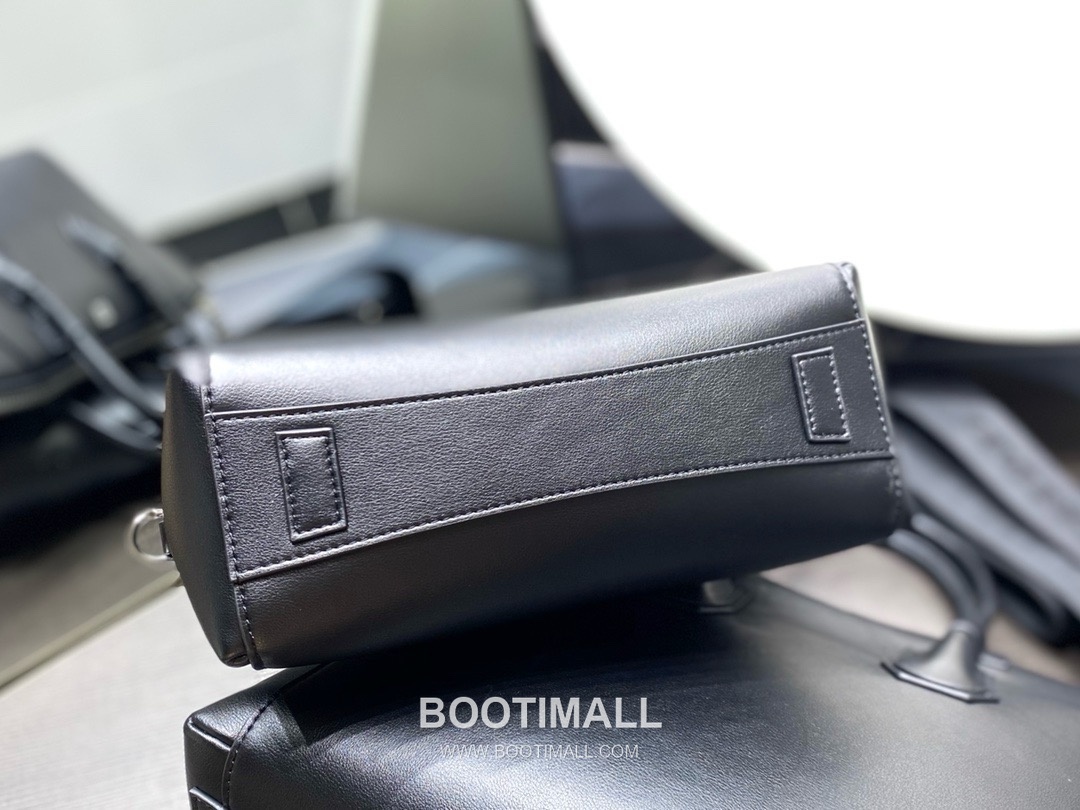 Givenchy Antigona Small Size Leather Black Shoulder Bag 지방시 안티고나 스몰 사이즈 레더 블랙 숄더백 5