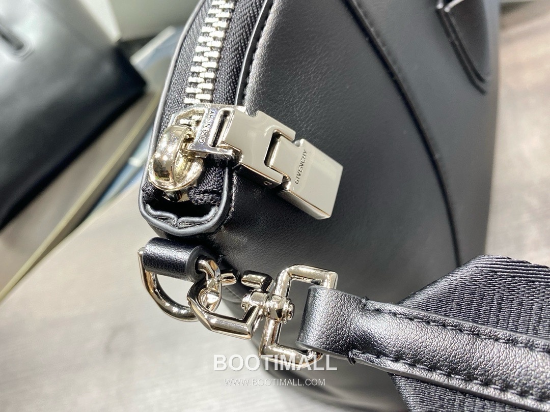 Givenchy Antigona Sport Calfskin Leather Black Shoulder Bag 지방시 안티고나 스포츠 카프스킨 레더 블랙 숄더백 48cm 7