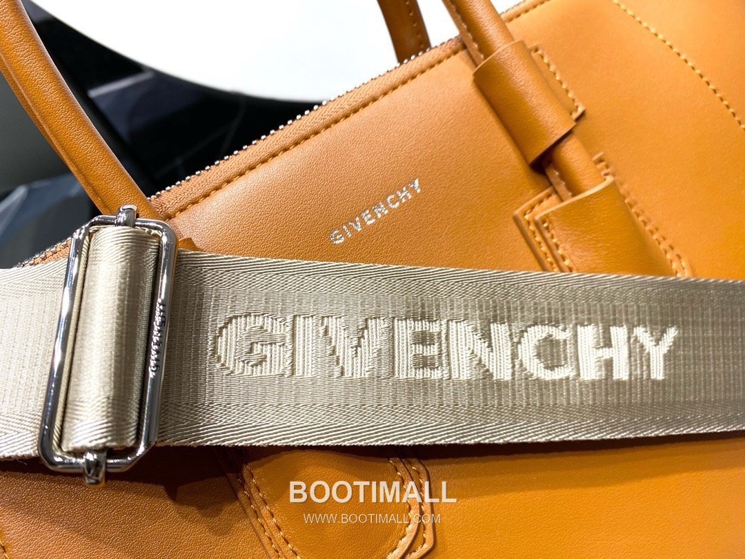 Givenchy Antigona Sport Medium Calfskin Orange Top Handle Bag 지방시 안티고나 스포츠 미디엄 카프스킨 오렌지 탑핸들백 37cm 9