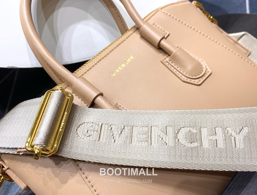 Givenchy Antigona Sport Small Calfskin Leather Orange Top Handle Bag 지방시 안티고나 스포츠 스몰 카프스킨 레더 오렌지 토트백 26cm 5