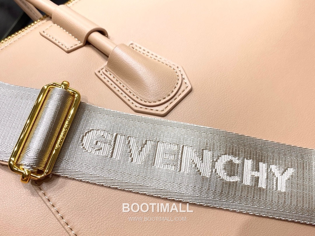 Givenchy Antigona Sport Calfskin Leather Black Shoulder Bag 지방시 안티고나 스포츠 카프스킨 레더 블랙 숄더백 48cm 6