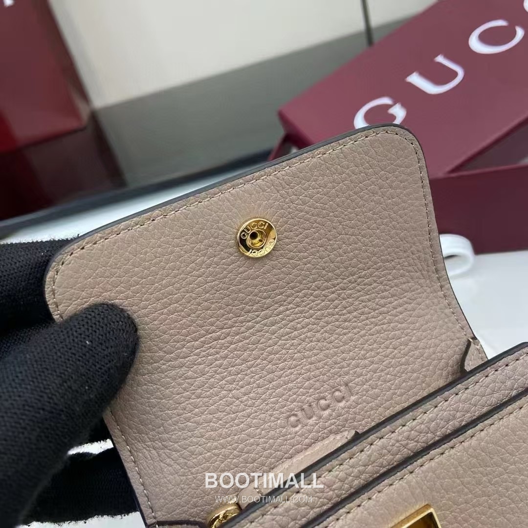Gucci Half Horsebit Card Holder Grained Calf Leather Gray Pink 구찌 하프 홀스빗 카드 홀더 828148 그레인드 카프스킨 그레이 핑크 10.5cm 7