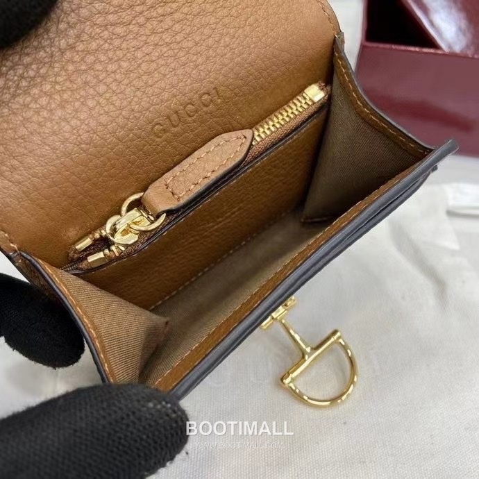 Gucci Half Horsebit Card Case Grained Cowhide Leather Green Card Holder 구찌 하프 홀스빗 카드 케이스 828148 그레인드 소가죽 그린 카드지갑 10.5cm 9