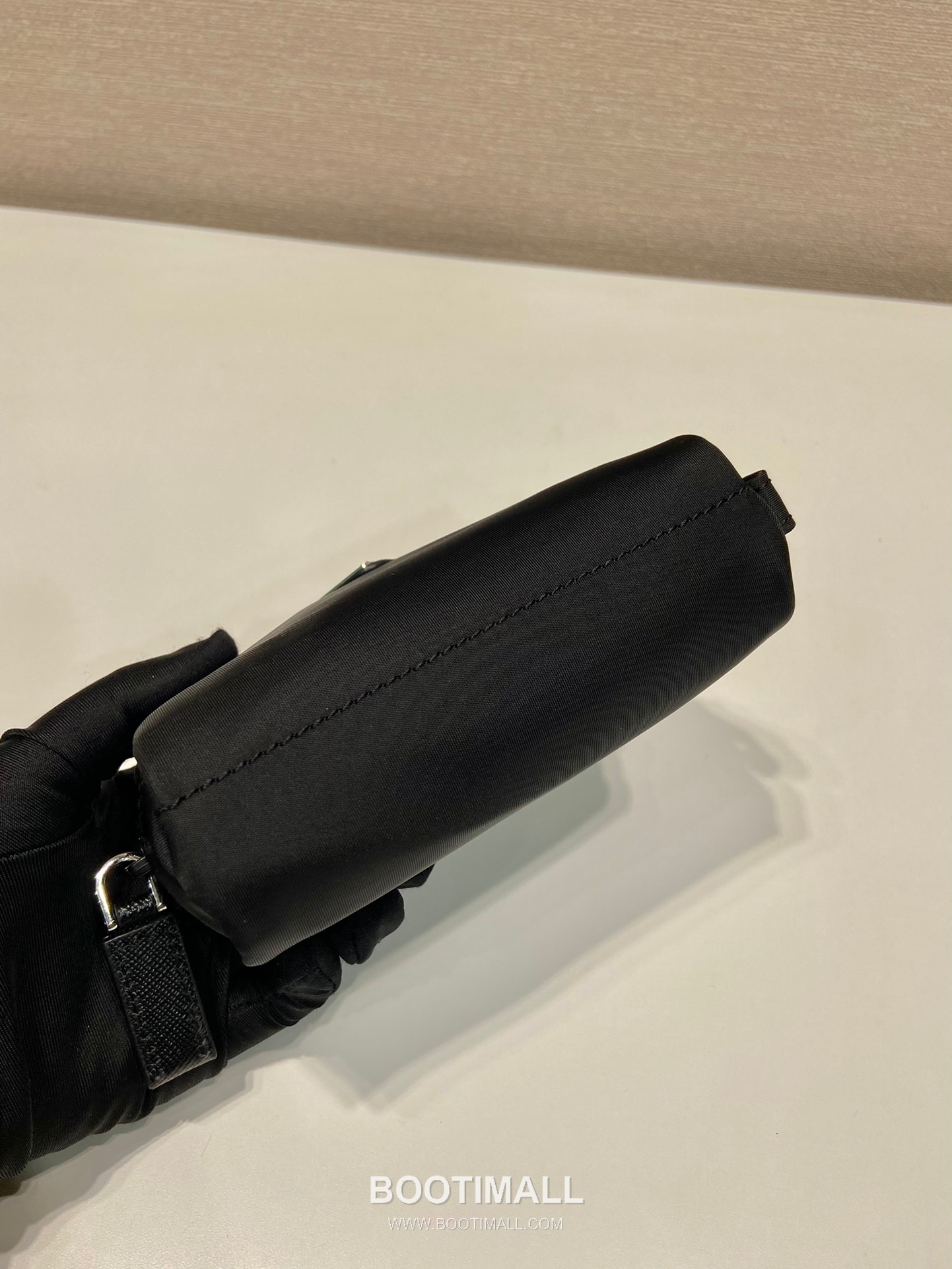 Prada Re-Nylon Mini Pouch Recycled Nylon Black 프라다 리나일론 미니 파우치 1NA339 리사이클 나일론 블랙 12cm 6