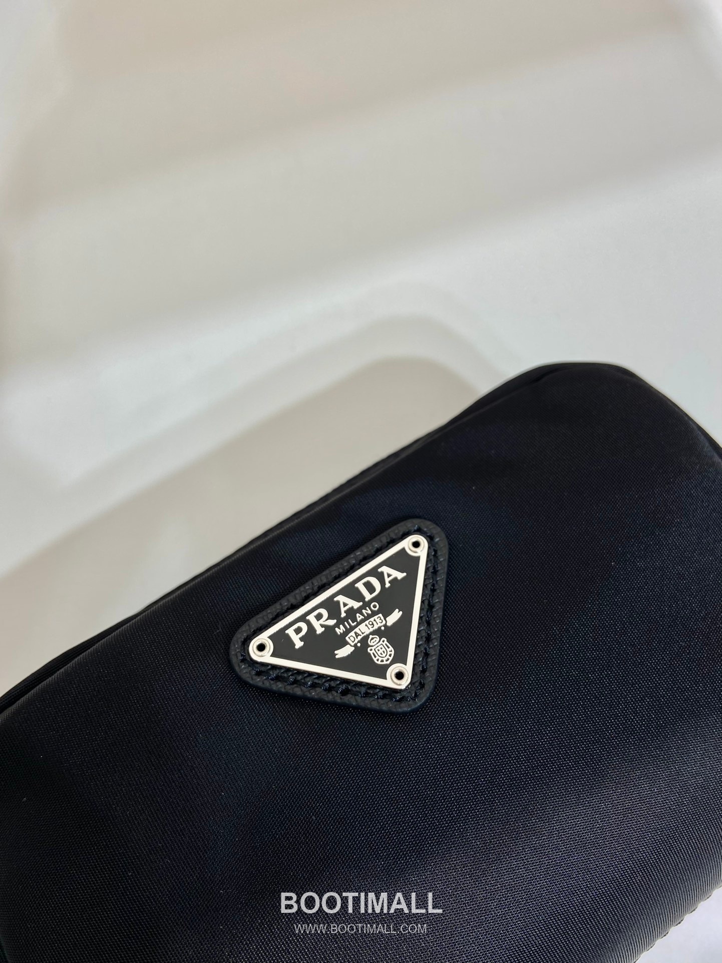 Prada Re-Nylon Mini Pouch Recycled Nylon Black 프라다 리나일론 미니 파우치 1NA339 리사이클 나일론 블랙 12cm 7