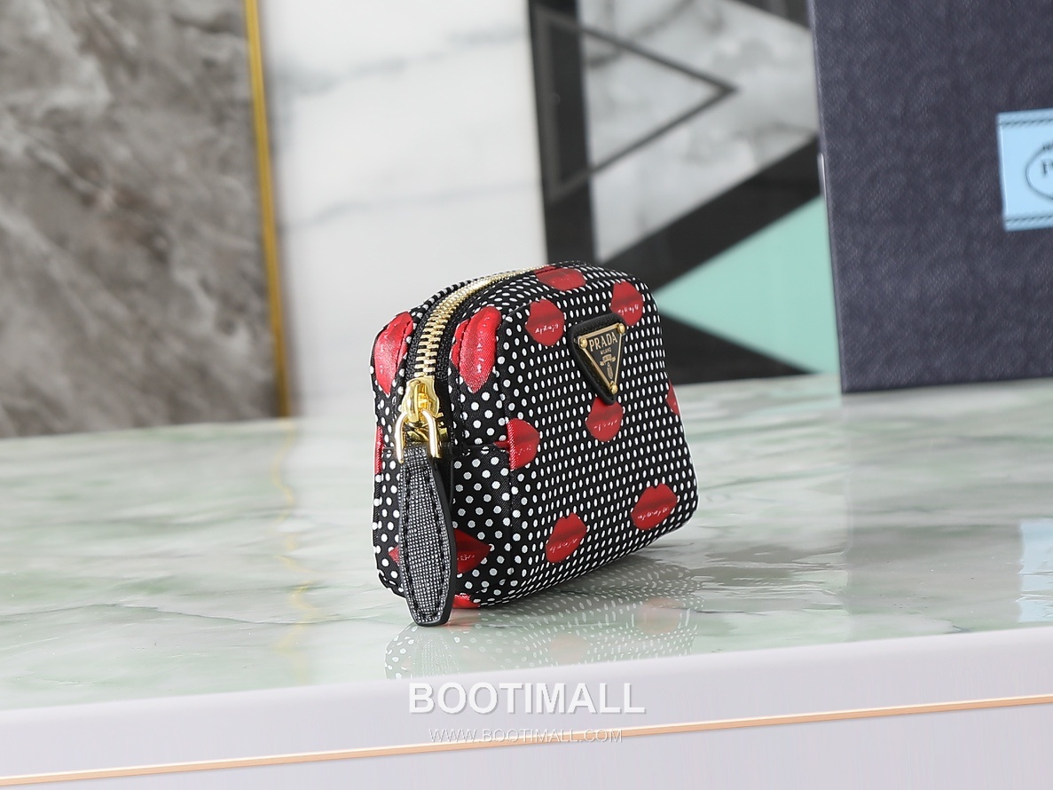 Prada 2HFL Leather Black Cosmetic Pouch 프라다 1ND339 2HFL F0002 레더 블랙 화장품 파우치 12.5cm 2