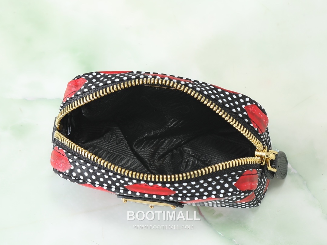 Prada 2HFL Leather Black Cosmetic Pouch 프라다 1ND339 2HFL F0002 레더 블랙 화장품 파우치 12.5cm 7