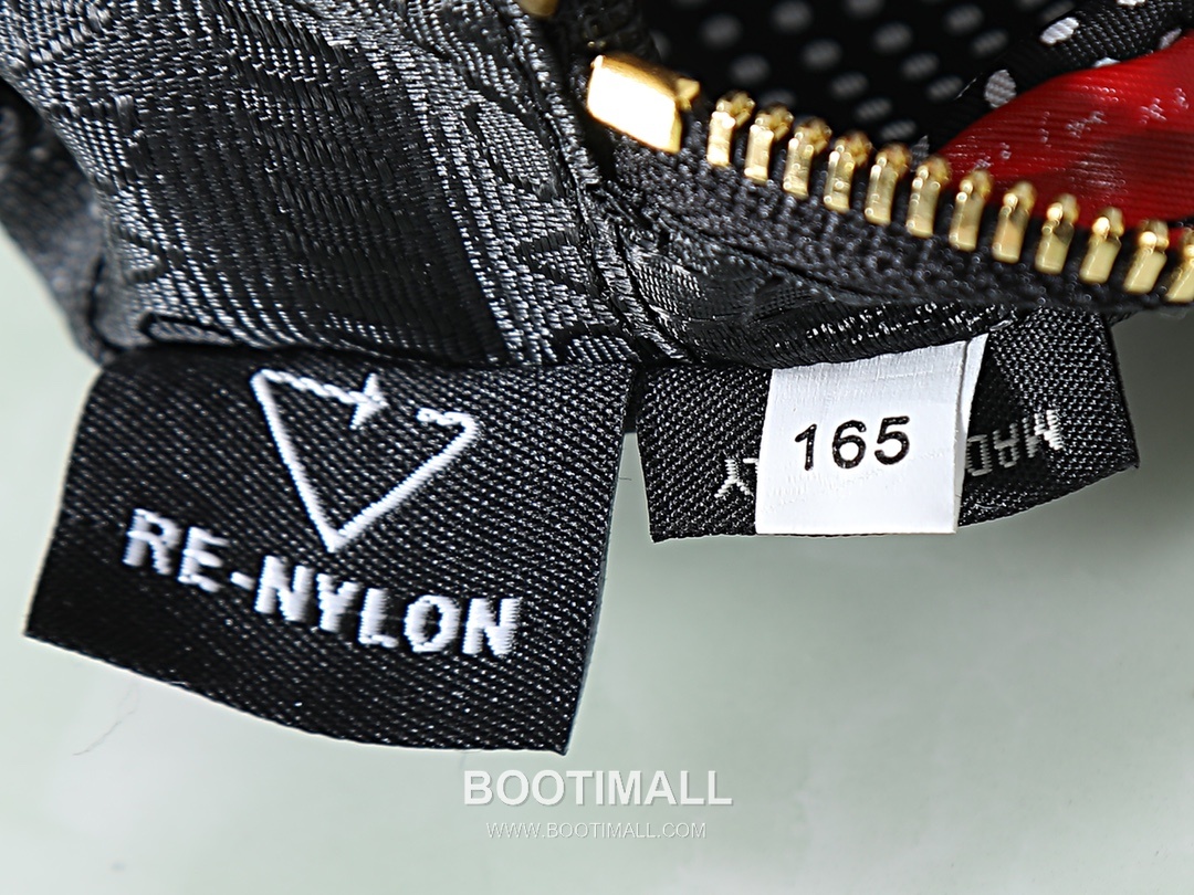 Prada 2HFL Leather Black Cosmetic Pouch 프라다 1ND339 2HFL F0002 레더 블랙 화장품 파우치 12.5cm 9