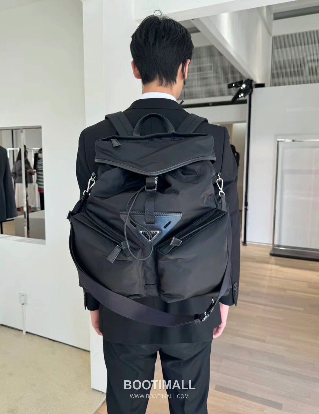 Prada Backpack Nylon, Calfskin Black 프라다 2VZ108 백팩 나일론, 카프스킨 블랙 45cm 1