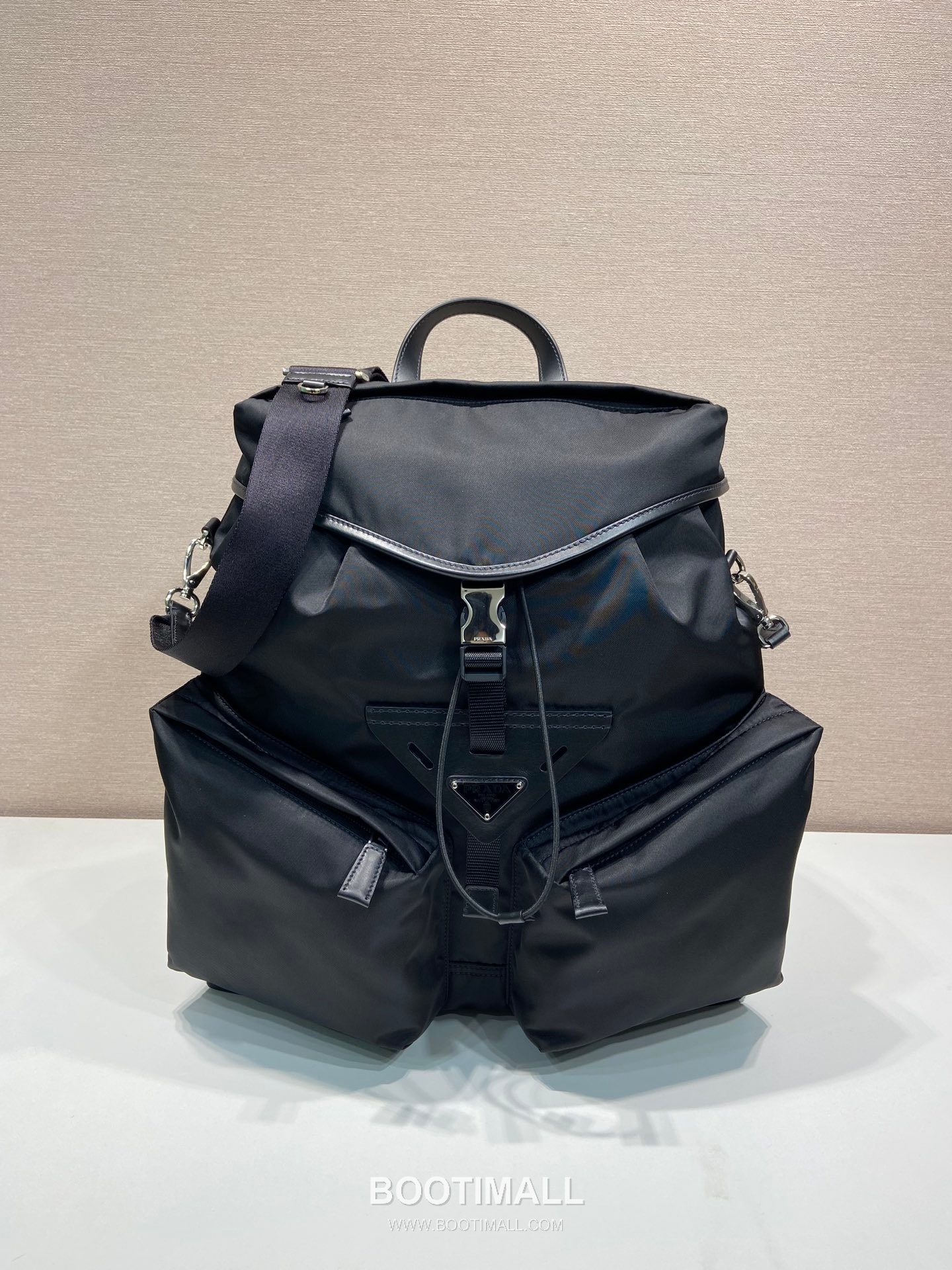 Prada Backpack Nylon, Calfskin Black 프라다 2VZ108 백팩 나일론, 카프스킨 블랙 45cm 4