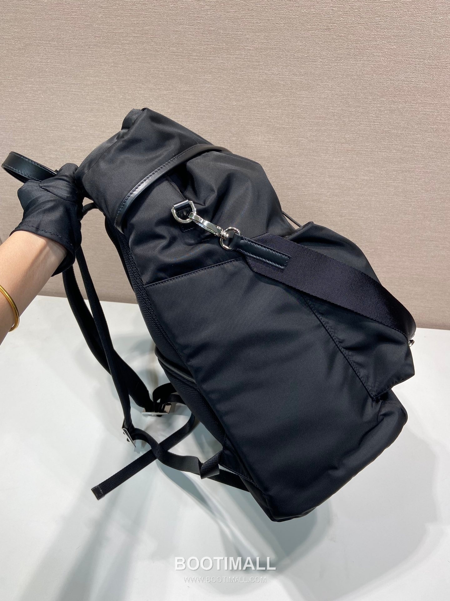 Prada Backpack Nylon, Calfskin Black 프라다 2VZ108 백팩 나일론, 카프스킨 블랙 45cm 7