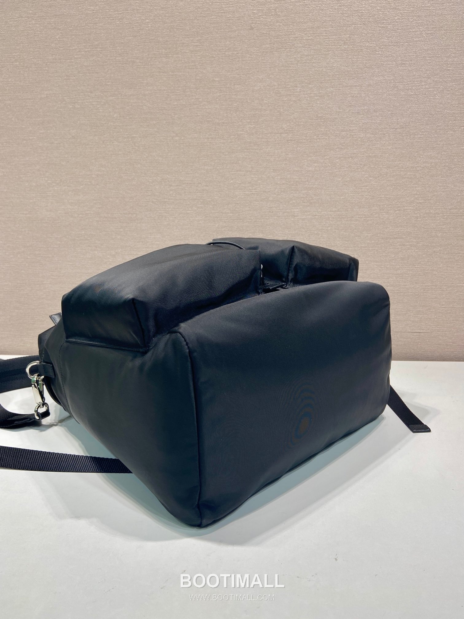 Prada Backpack Nylon, Calfskin Black 프라다 2VZ111 백팩 나일론, 카프스킨 블랙 38cm 6
