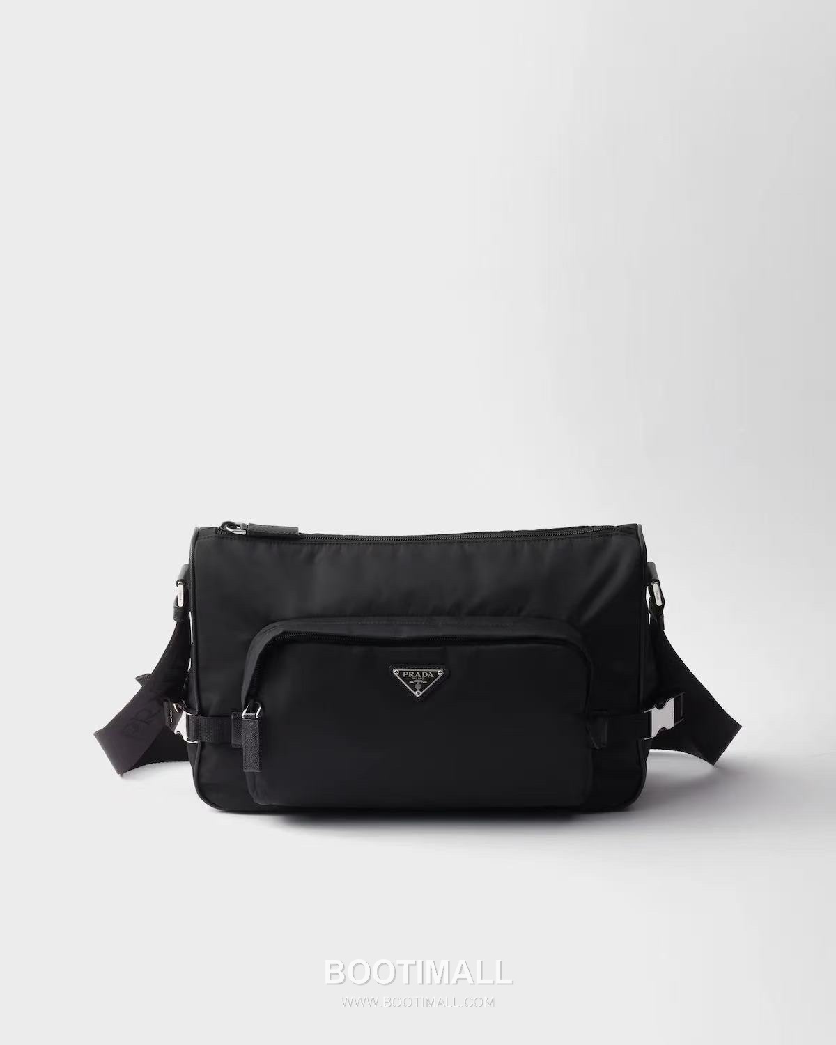 Prada Messenger Bag Re-Nylon, Saffiano Leather Black 프라다 2VH191 메신저백 라지 리나일론, 사피아노 레더 블랙 35cm 1