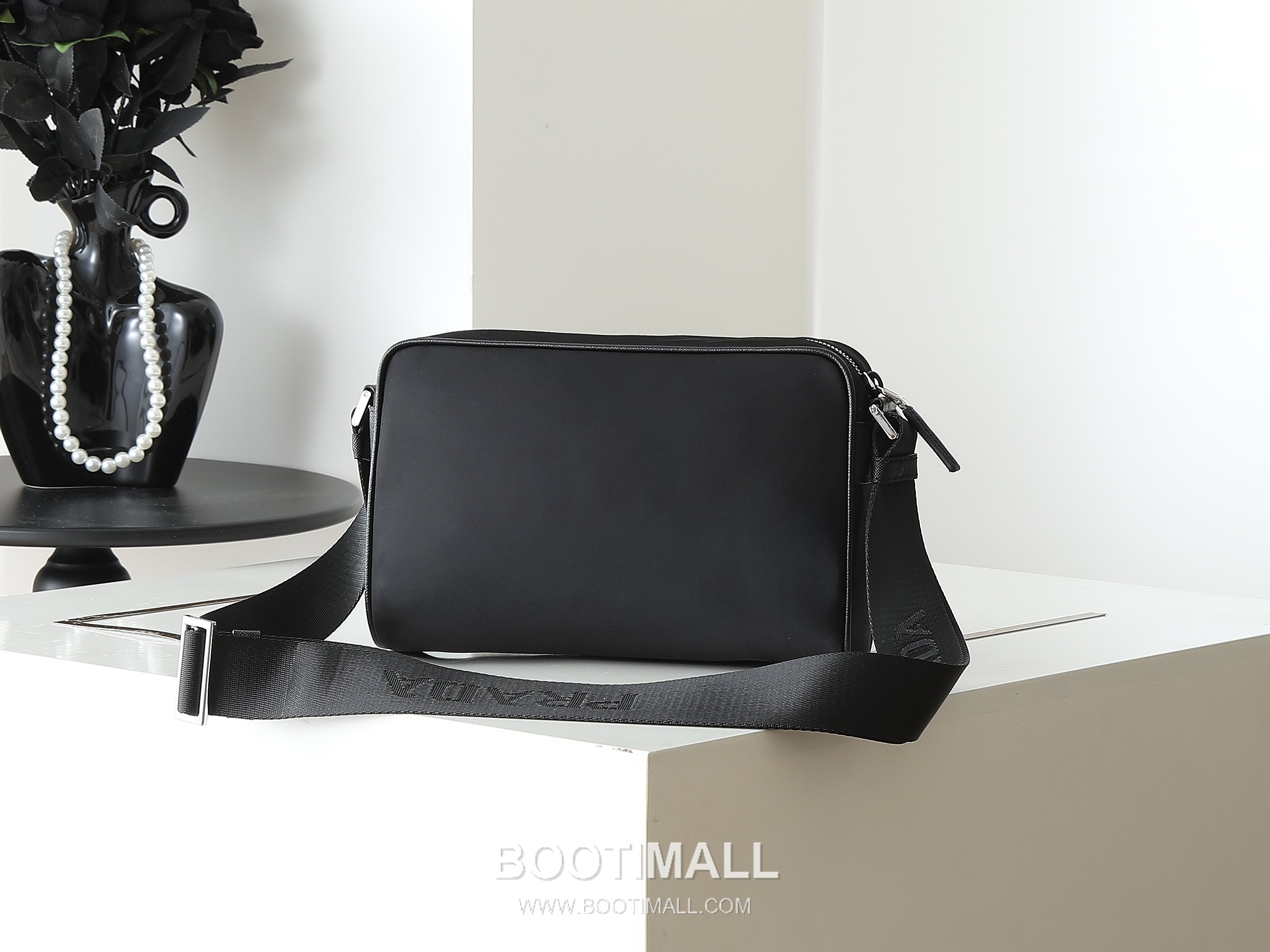 Prada Shoulder Bag Saffiano Leather, Nylon Black 프라다 2VH190 숄더백 사피아노 레더, 나일론 블랙 24cm 5