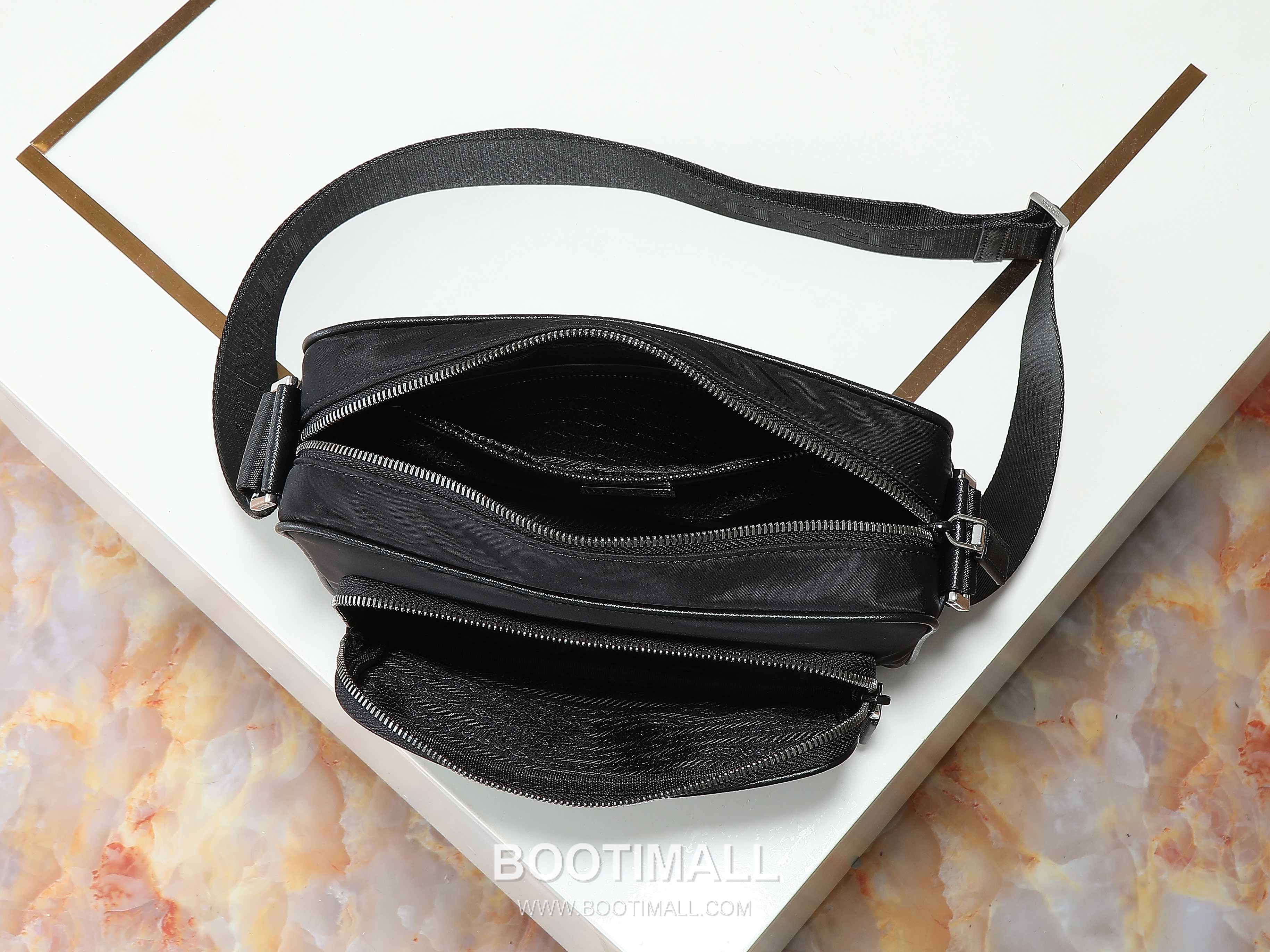 Prada Shoulder Bag Saffiano Leather, Nylon Black 프라다 2VH190 숄더백 사피아노 레더, 나일론 블랙 24cm 10
