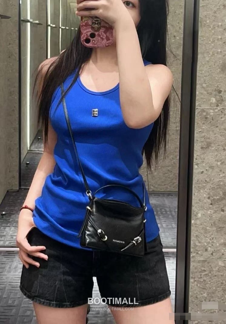 Givenchy Voyou Nano Bag Leather Black Shoulder Bag 지방시 보야주 나노 백 레더 블랙 숄더백 22cm 4