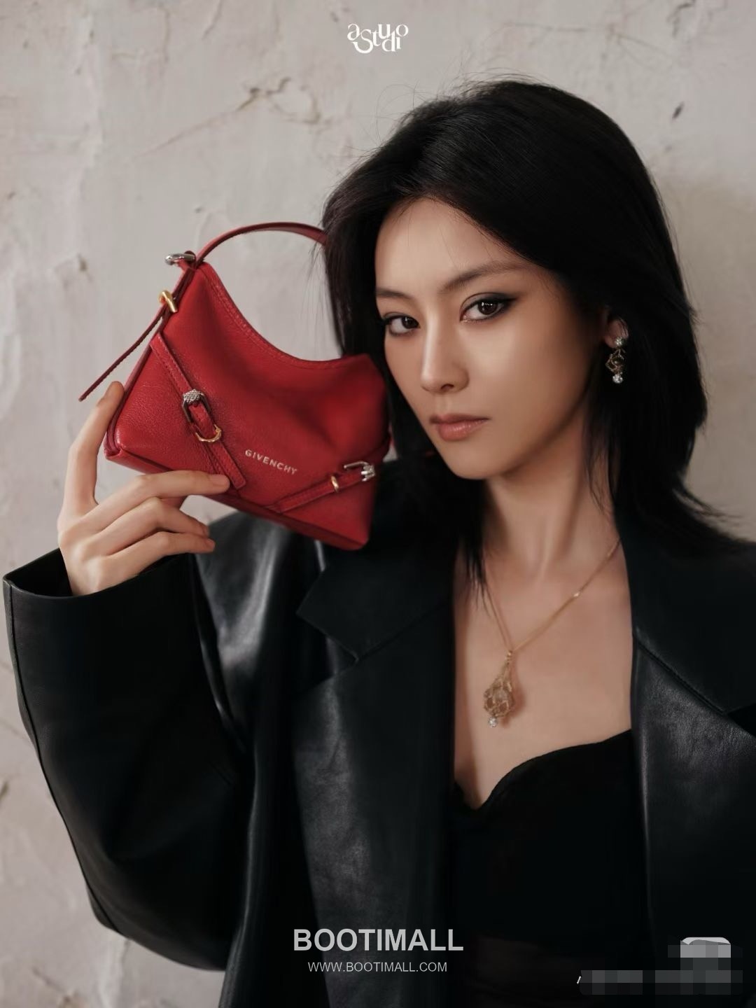 Givenchy Voyou Nano Bag Leather Black Shoulder Bag 지방시 보야주 나노 백 레더 블랙 숄더백 22cm 1