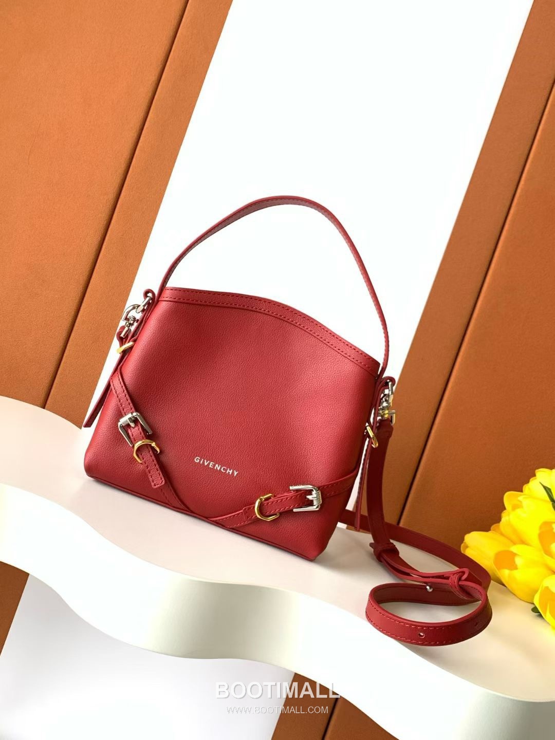 Givenchy Voyou Nano Bag Leather Black Shoulder Bag 지방시 보야주 나노 백 레더 블랙 숄더백 22cm 10