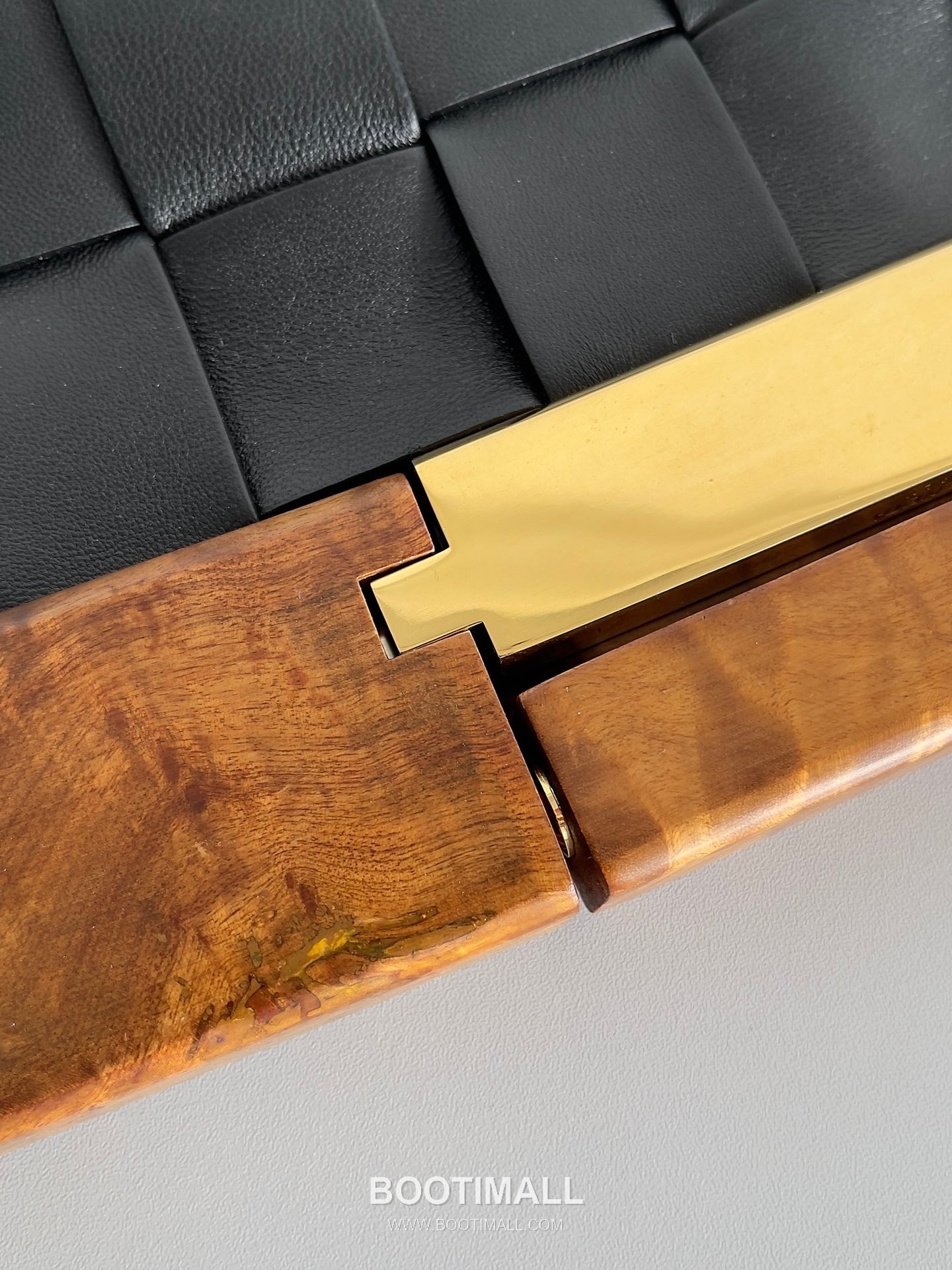 Bottega Veneta Intrecciato Wood Clutch Nappa Lambskin Brown 보테가 베네타 인트레치아토 우드 클러치 나파 램스킨 브라운 28cm 7