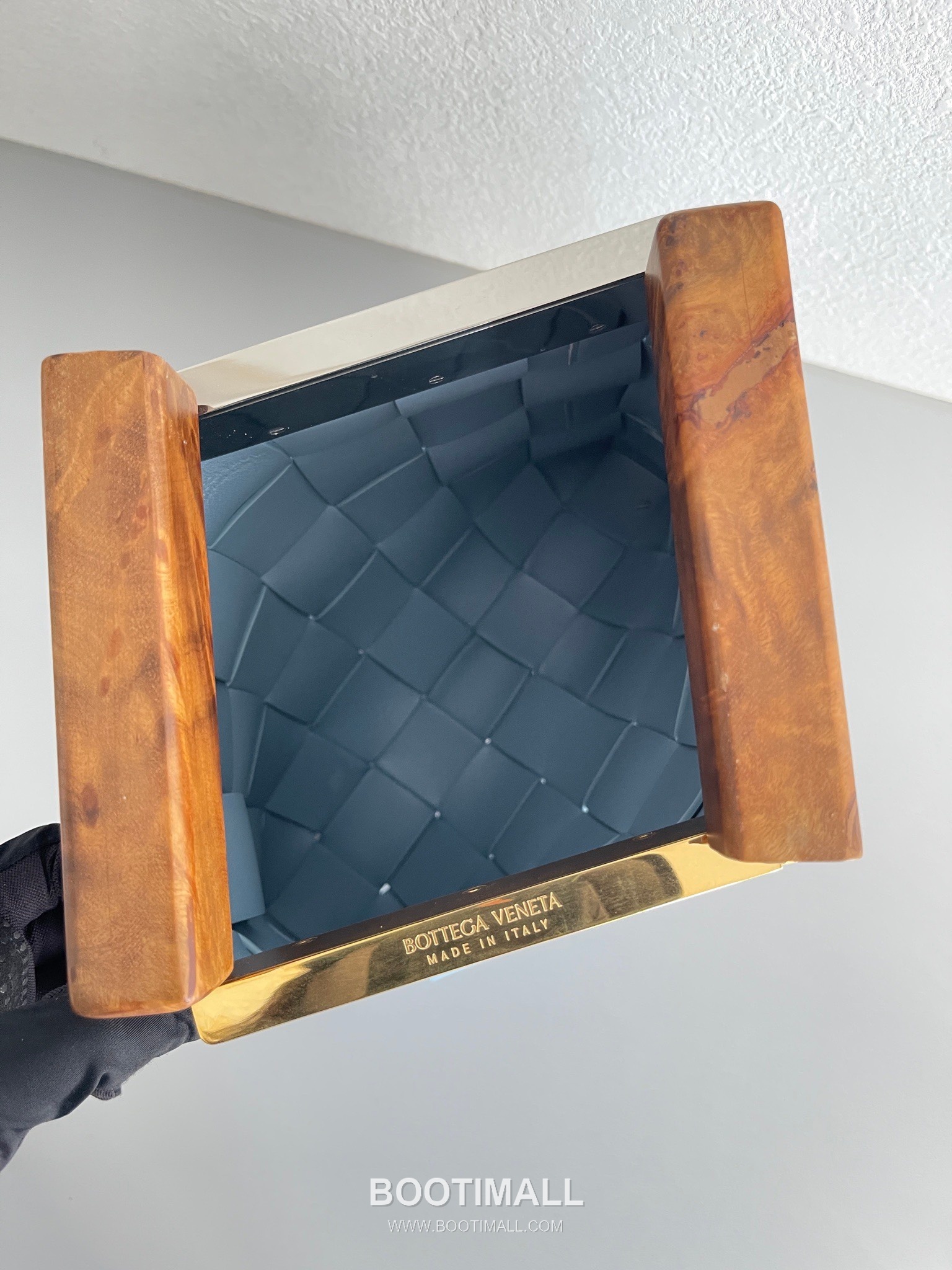 Bottega Veneta Intrecciato Wood Clutch Nappa Lambskin Brown 보테가 베네타 인트레치아토 우드 클러치 나파 램스킨 브라운 28cm 7