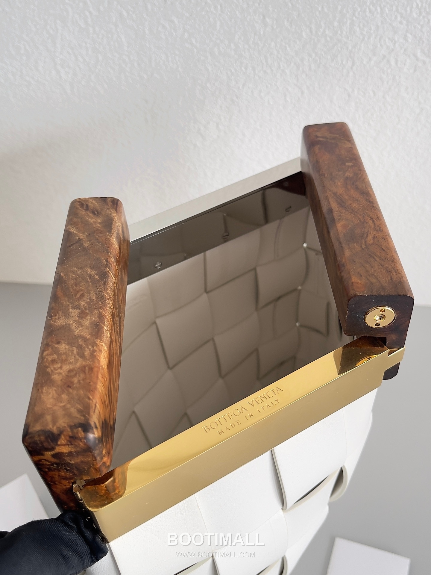 Bottega Veneta Intrecciato Wood Clutch Nappa Lambskin Brown 보테가 베네타 인트레치아토 우드 클러치 나파 램스킨 브라운 28cm 8