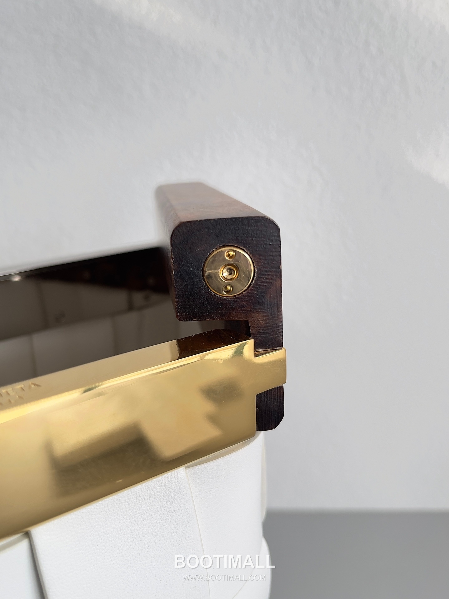 Bottega Veneta Intrecciato Wood Clutch Nappa Lambskin Brown 보테가 베네타 인트레치아토 우드 클러치 나파 램스킨 브라운 28cm 9