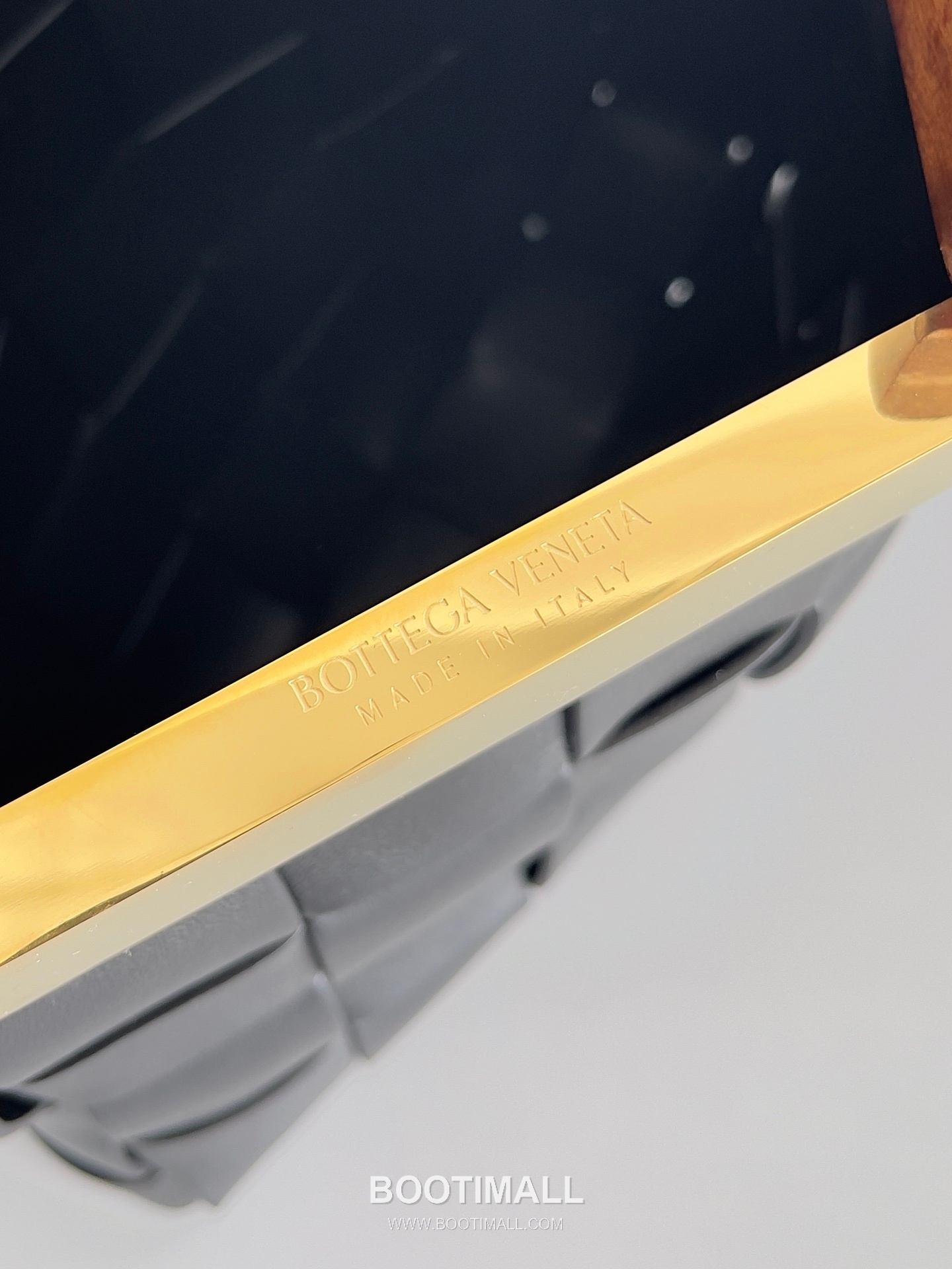 Bottega Veneta Intrecciato Wood Clutch Nappa Lambskin Brown 보테가 베네타 인트레치아토 우드 클러치 나파 램스킨 브라운 28cm 10