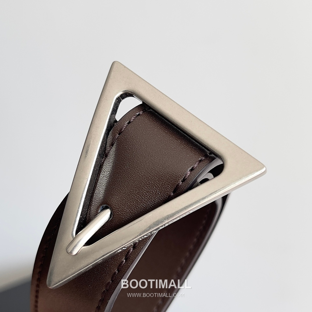 Bottega Veneta Cassette Bag Leather Brown Shoulder Bag 보테가베네타 카세트 백 레더 브라운 숄더백 23cm 5