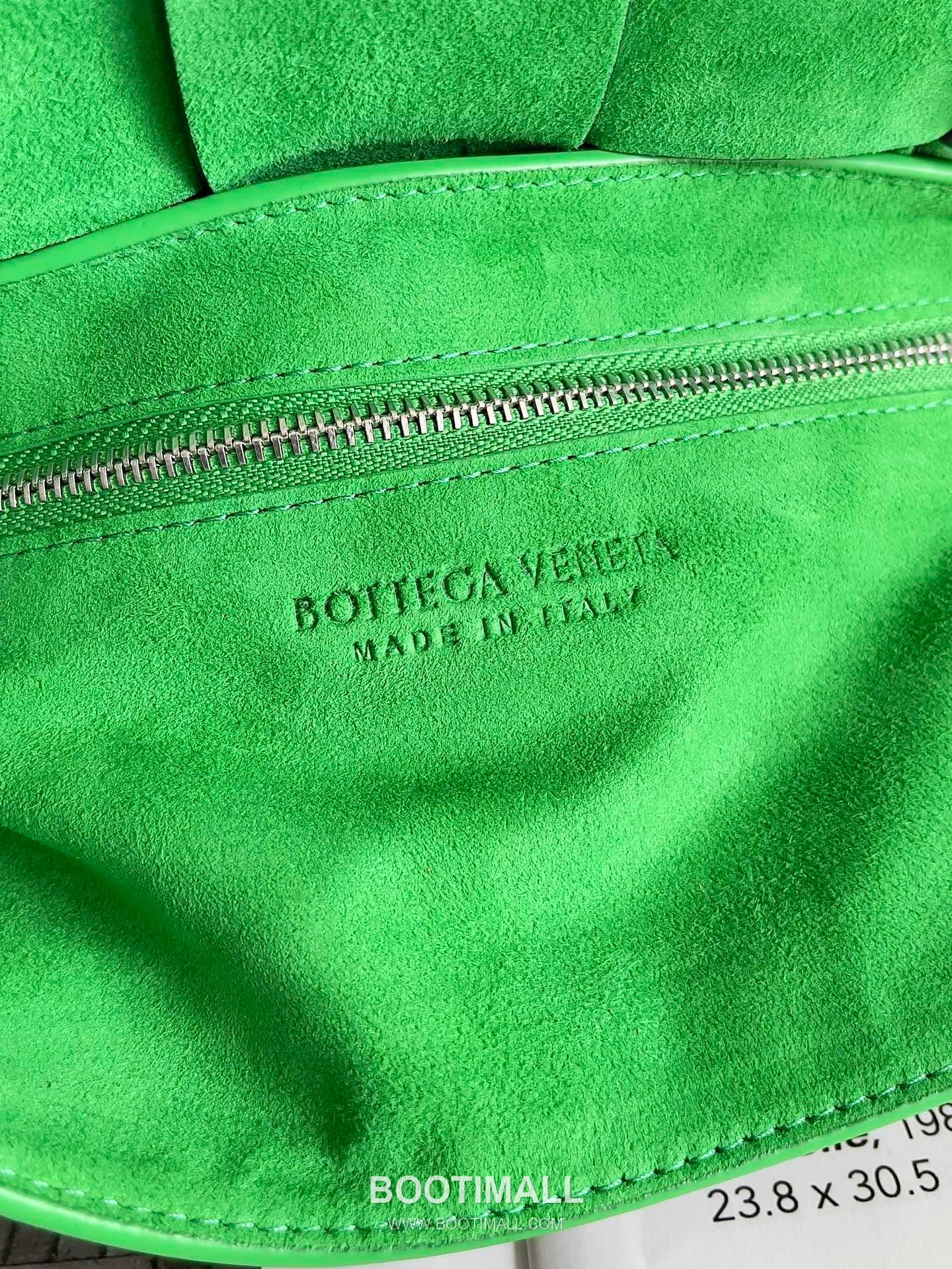 Bottega Veneta Cassette Bag Leather Brown Shoulder Bag 보테가베네타 카세트 백 레더 브라운 숄더백 23cm 8