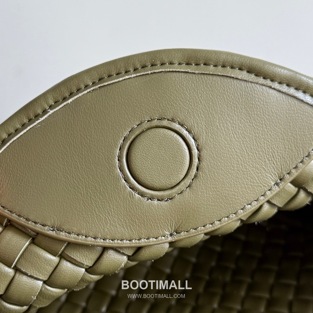 Bottega Veneta Mini Cobble Bag Lambskin Leather Khaki Top Handle Bag 보테가 베네타 미니 코블 백 램스킨 레더 카키 탑핸들백 23cm 10