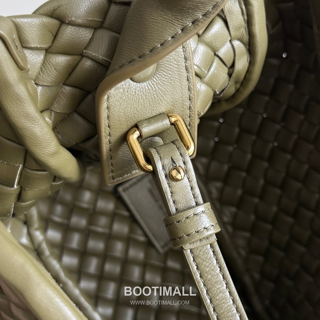 Bottega Veneta Mini Cobble Bag Lambskin Leather Khaki Top Handle Bag 보테가 베네타 미니 코블 백 램스킨 레더 카키 탑핸들백 23cm 11