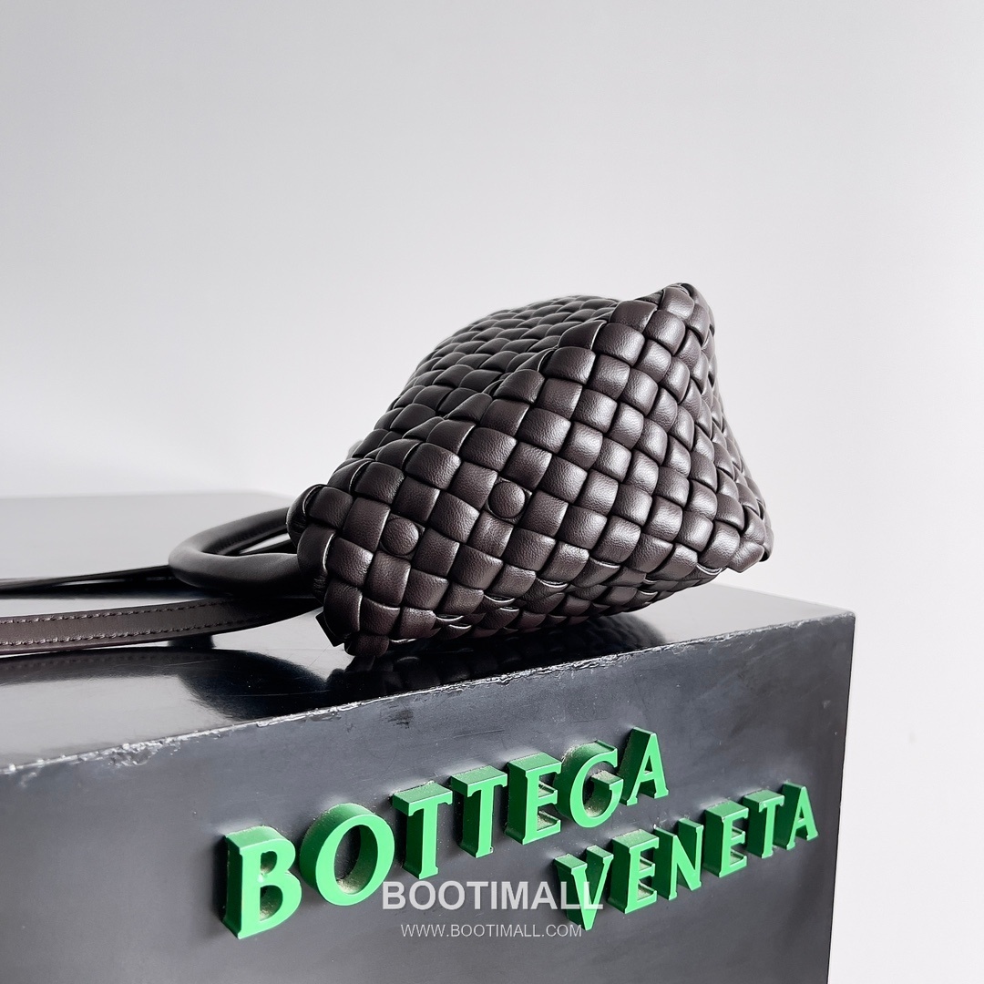 Bottega Veneta Mini Cobble Bag Lambskin Leather Khaki Top Handle Bag 보테가 베네타 미니 코블 백 램스킨 레더 카키 탑핸들백 23cm 6
