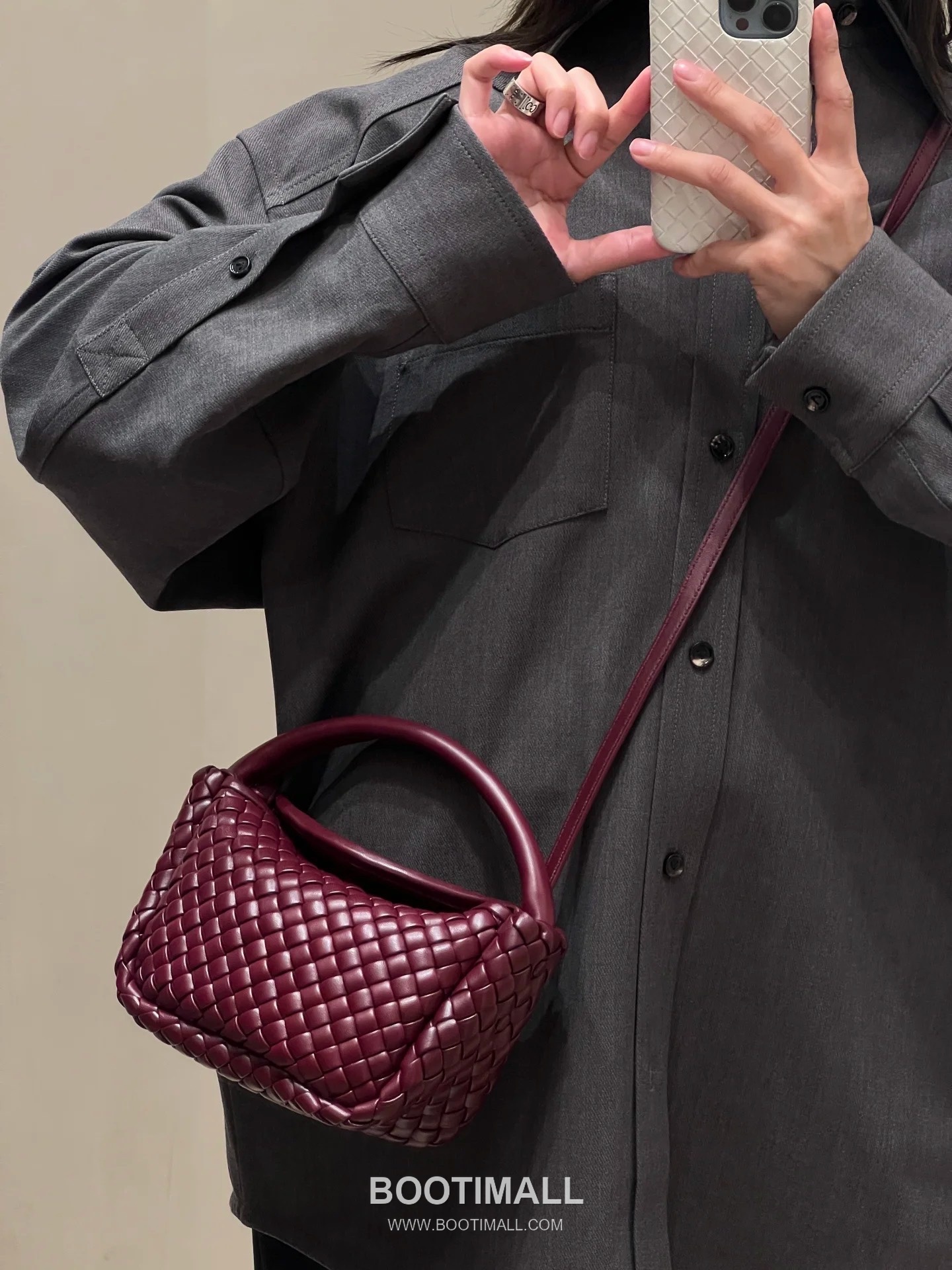 Bottega Veneta Mini Cobble Bag Lambskin Leather Khaki Top Handle Bag 보테가 베네타 미니 코블 백 램스킨 레더 카키 탑핸들백 23cm 1