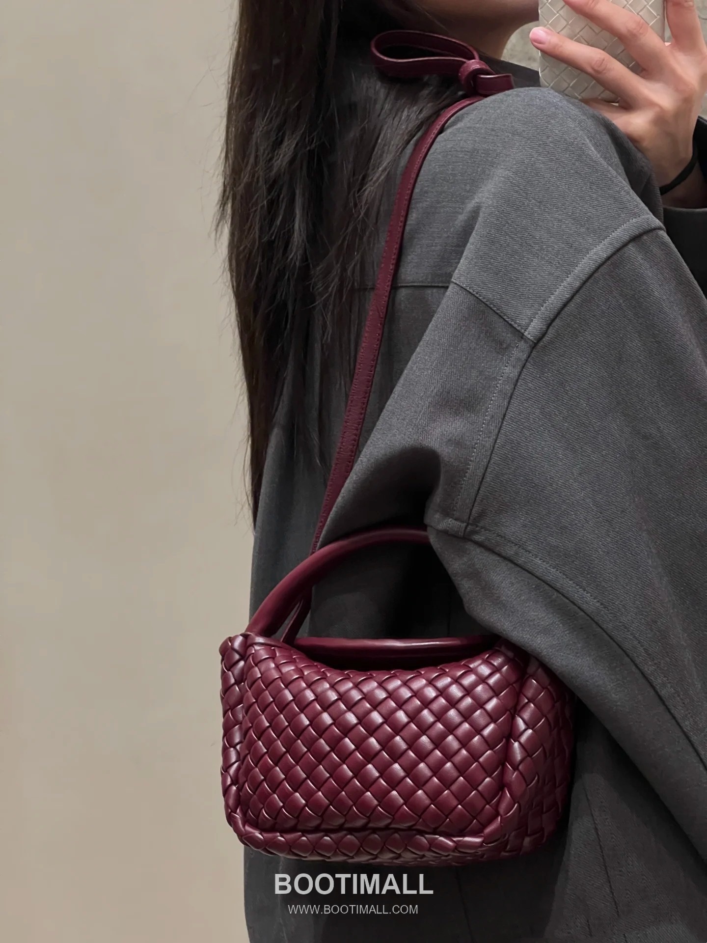 Bottega Veneta Mini Cobble Bag Lambskin Leather Khaki Top Handle Bag 보테가 베네타 미니 코블 백 램스킨 레더 카키 탑핸들백 23cm 2