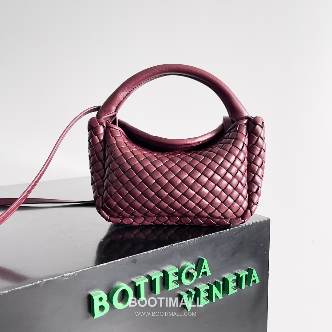 Bottega Veneta Mini Cobble Bag Lambskin Leather Khaki Top Handle Bag 보테가 베네타 미니 코블 백 램스킨 레더 카키 탑핸들백 23cm 4