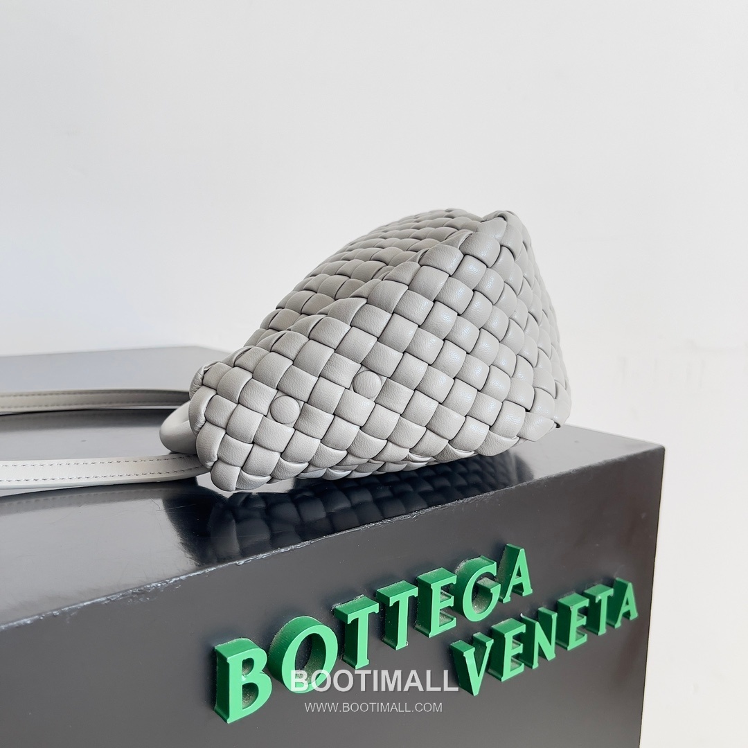 Bottega Veneta Mini Cobble Bag Lambskin Leather Khaki Top Handle Bag 보테가 베네타 미니 코블 백 램스킨 레더 카키 탑핸들백 23cm 3