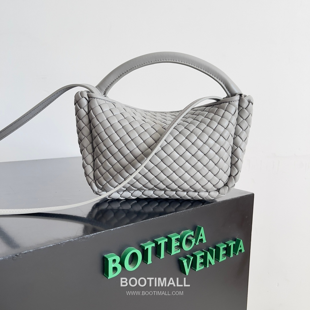 Bottega Veneta Mini Cobble Bag Lambskin Leather Khaki Top Handle Bag 보테가 베네타 미니 코블 백 램스킨 레더 카키 탑핸들백 23cm 4