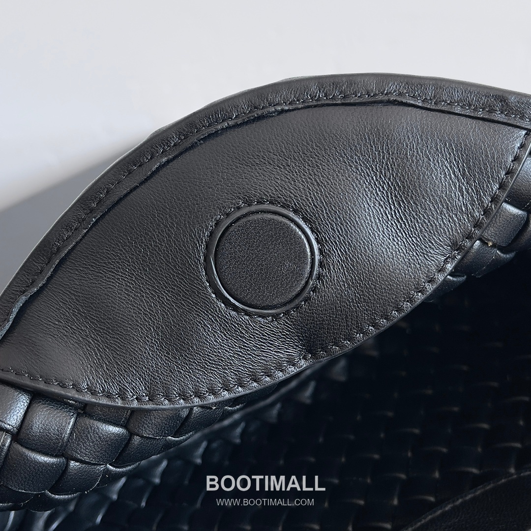 Bottega Veneta Mini Cobble Bag Lambskin Leather Khaki Top Handle Bag 보테가 베네타 미니 코블 백 램스킨 레더 카키 탑핸들백 23cm 8