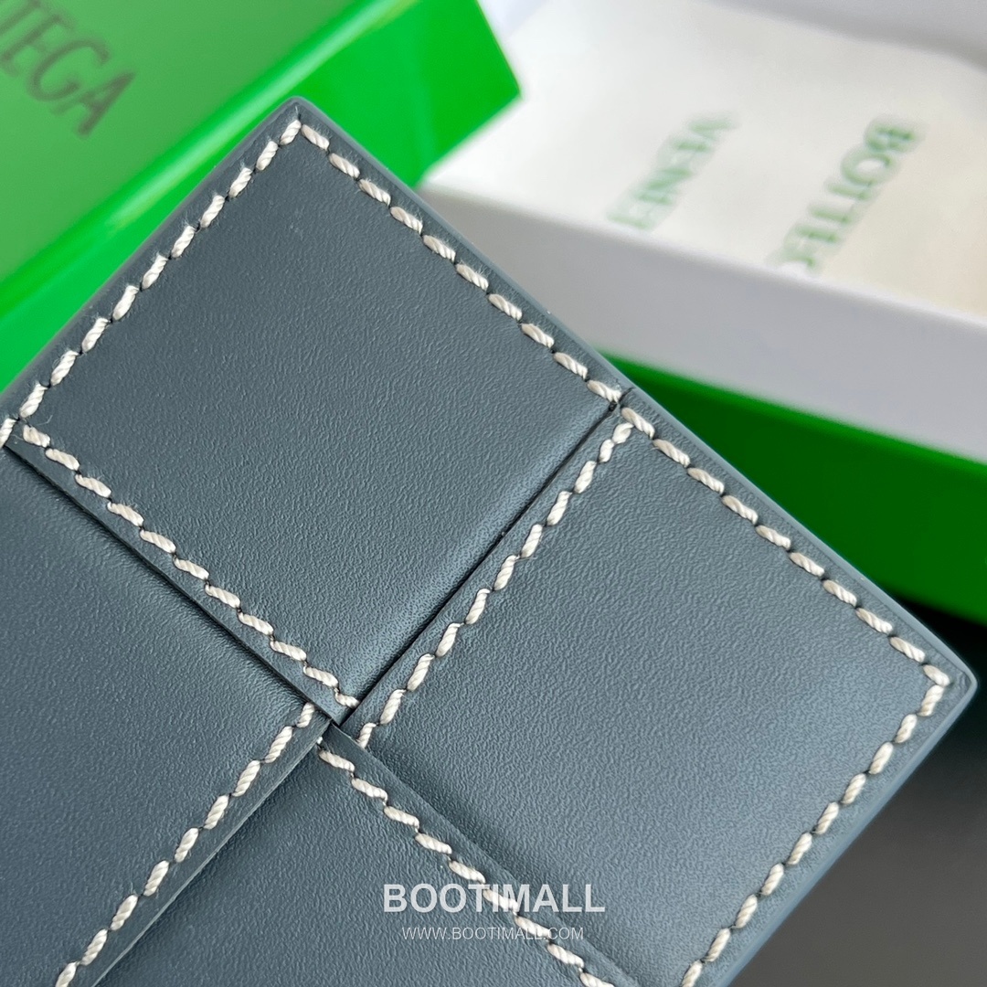 Bottega Veneta Intrecciato Bifold Calfskin Leather Gray Bifold Wallet 보테가 베네타 인트레치아토 반지갑 카프스킨 레더 그레이 11cm 9