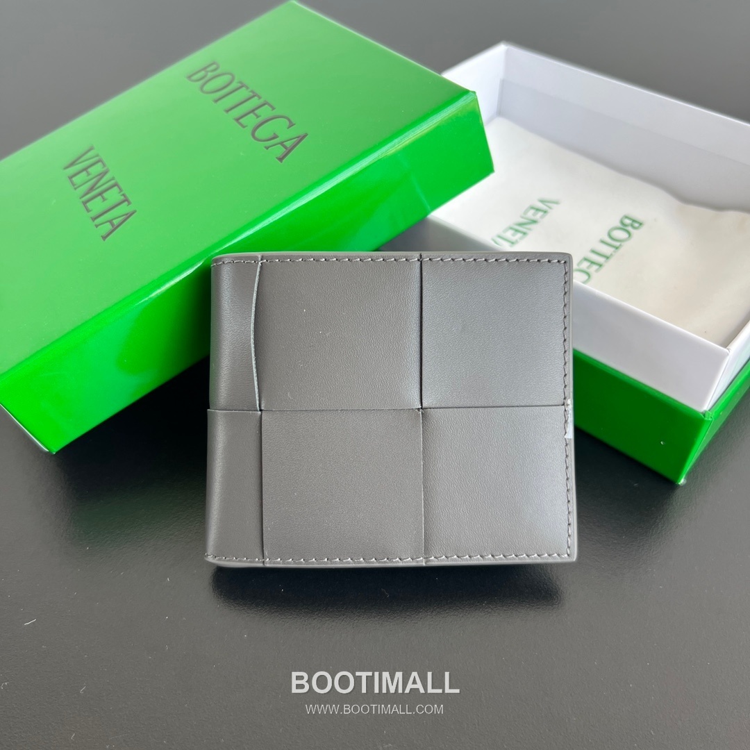 Bottega Veneta Intrecciato Bifold Calfskin Leather Gray Bifold Wallet 보테가 베네타 인트레치아토 반지갑 카프스킨 레더 그레이 11cm 10