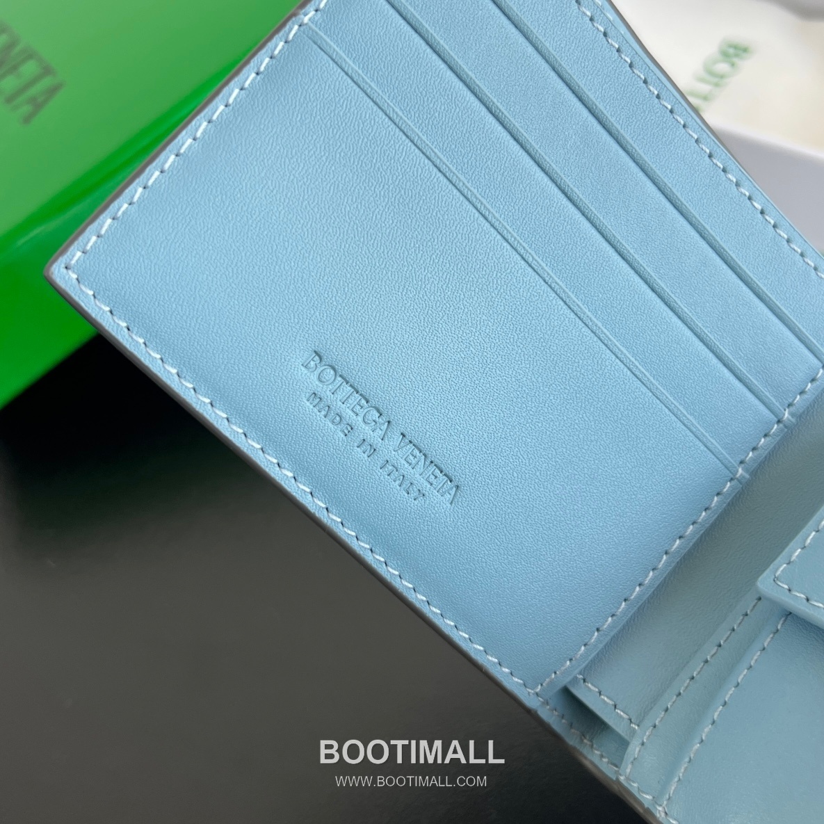 Bottega Veneta Intrecciato Bifold Calfskin Leather Gray Bifold Wallet 보테가 베네타 인트레치아토 반지갑 카프스킨 레더 그레이 11cm 17